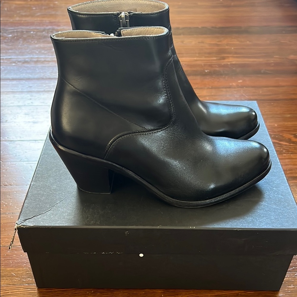 Chic Black Ankle Boots